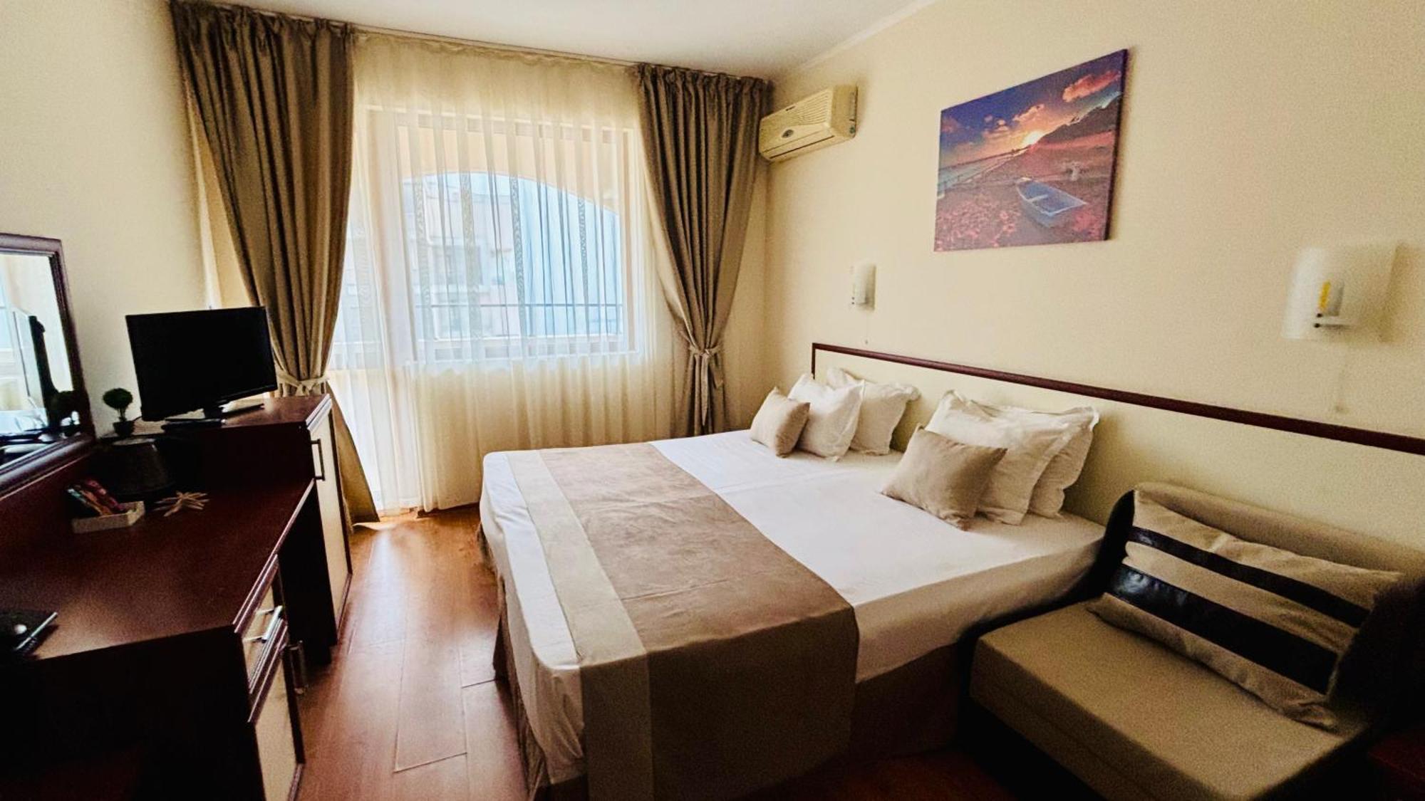 Hotel Sea Vista Свети-Влас Экстерьер фото