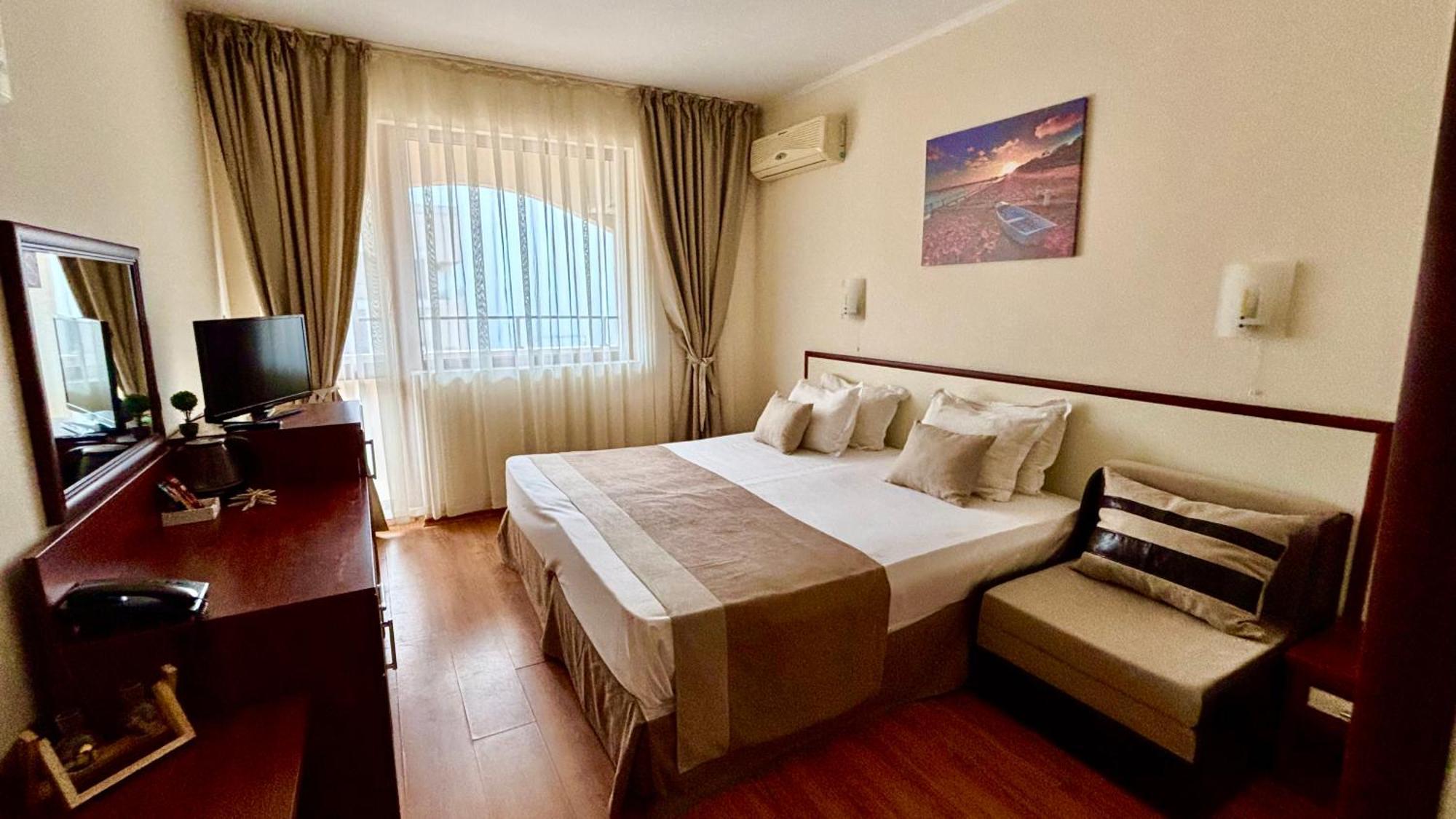 Hotel Sea Vista Свети-Влас Экстерьер фото