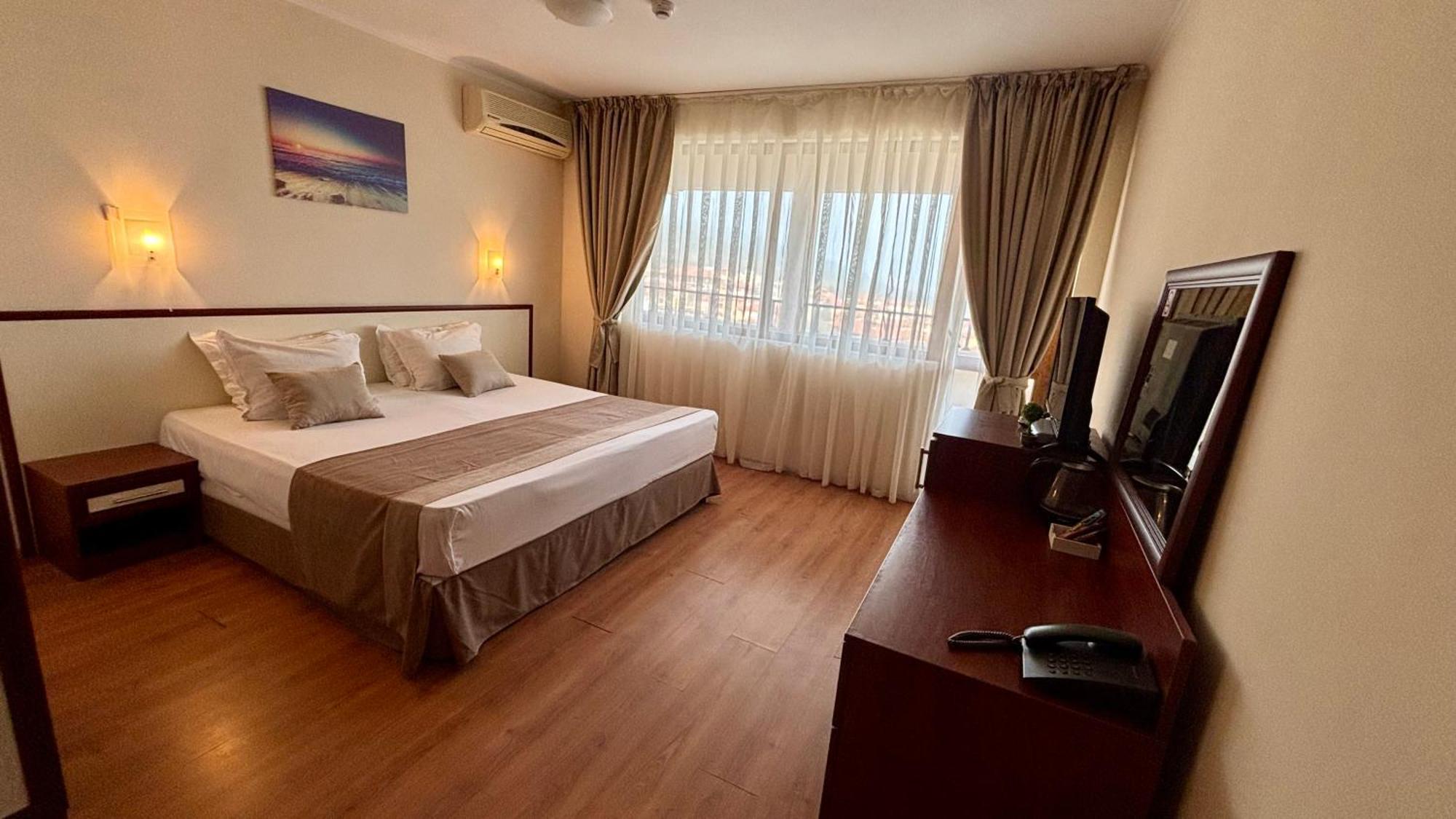 Hotel Sea Vista Свети-Влас Экстерьер фото